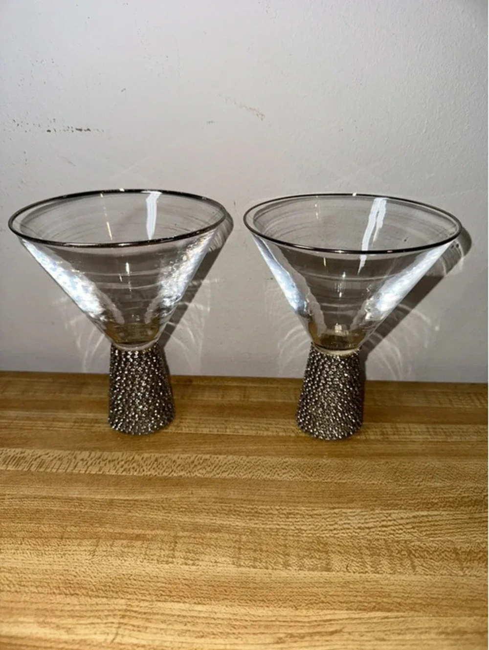 Set of 2 Premium Rhinestone Jeweled Stem Champagne Glasses